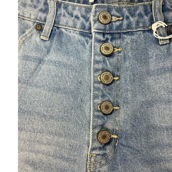 NWT Kancan Ultra High Rise Button Fly Jean Short size XL, Light Wash, Distressed - Picture 3 of 16
